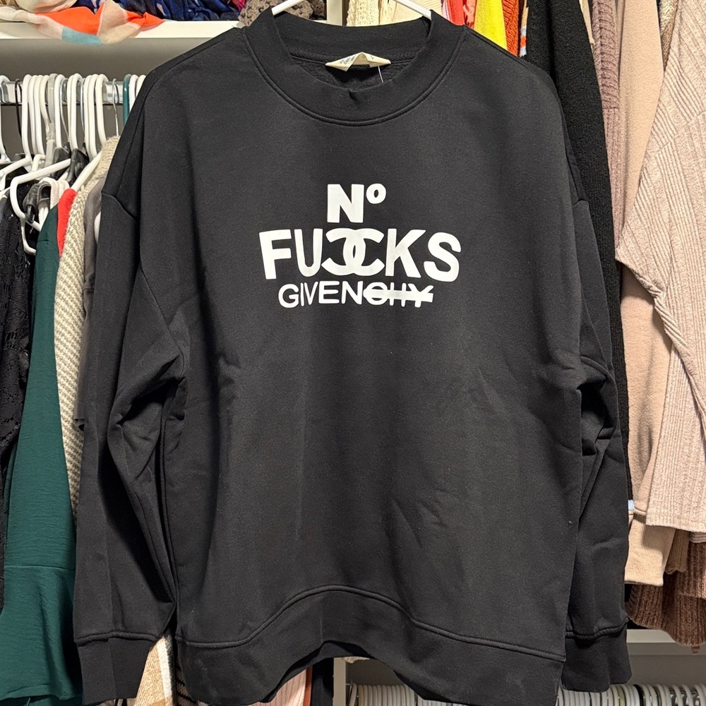 Black Graphic Fashion Sweatshirt